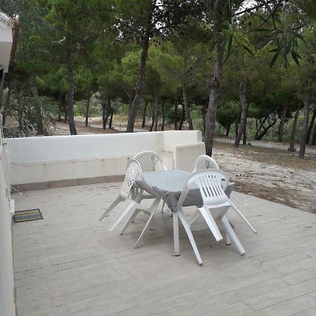 بورتو إمبيدوكْلي Camping La Pineta Village المظهر الخارجي الصورة
