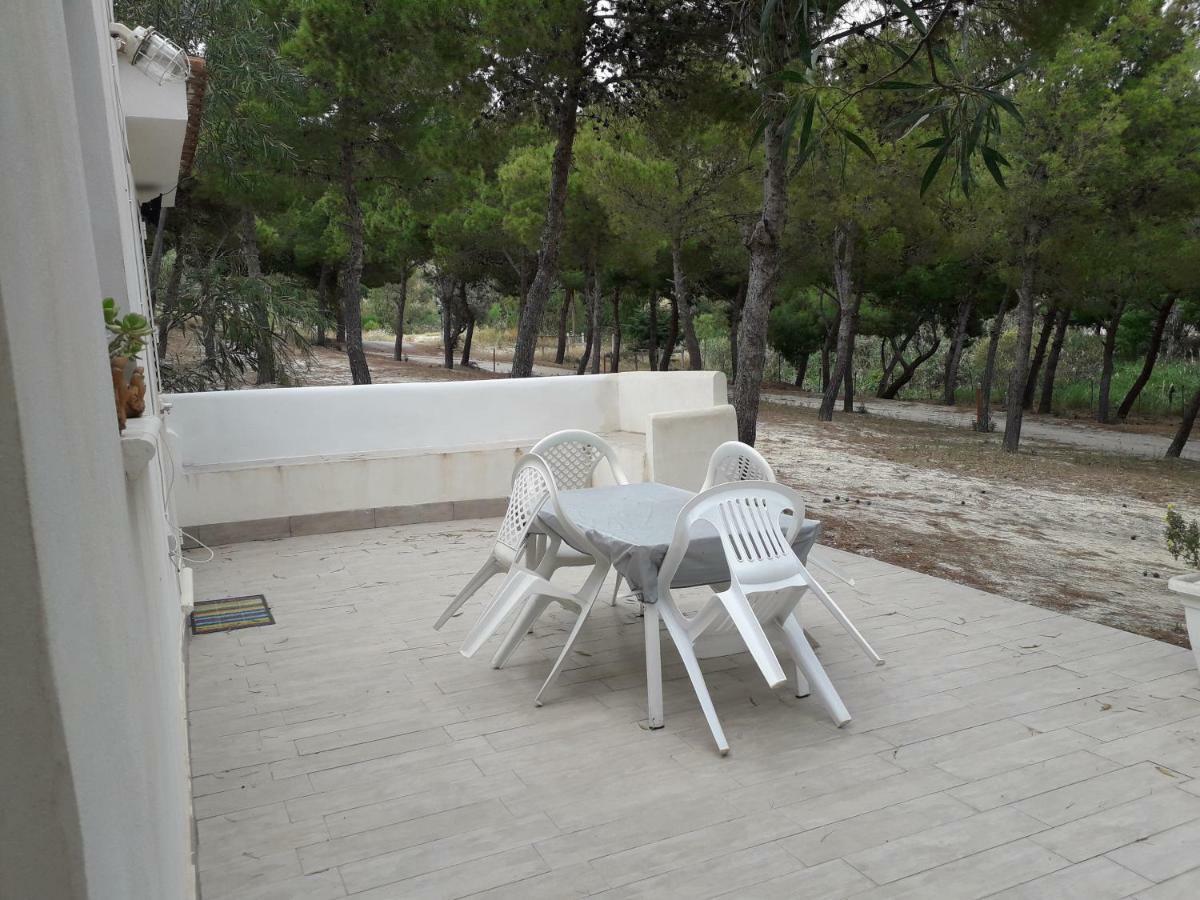بورتو إمبيدوكْلي Camping La Pineta Village المظهر الخارجي الصورة