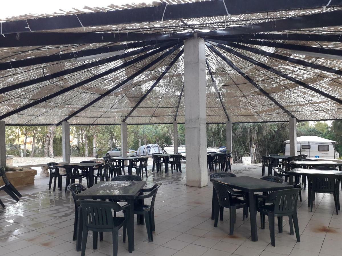 بورتو إمبيدوكْلي Camping La Pineta Village المظهر الخارجي الصورة